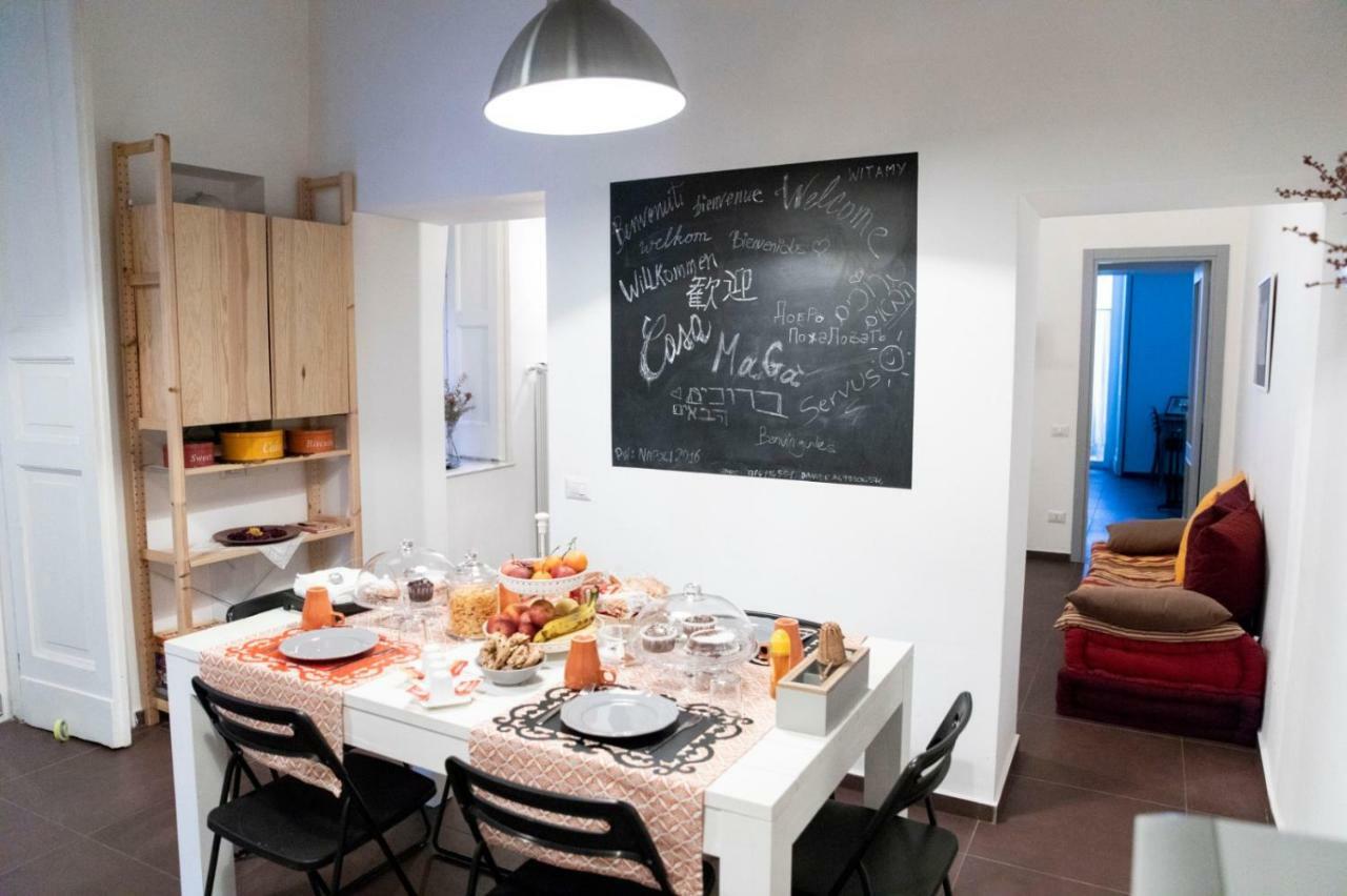 Bed and Breakfast Casa Magà Napoli Esterno foto