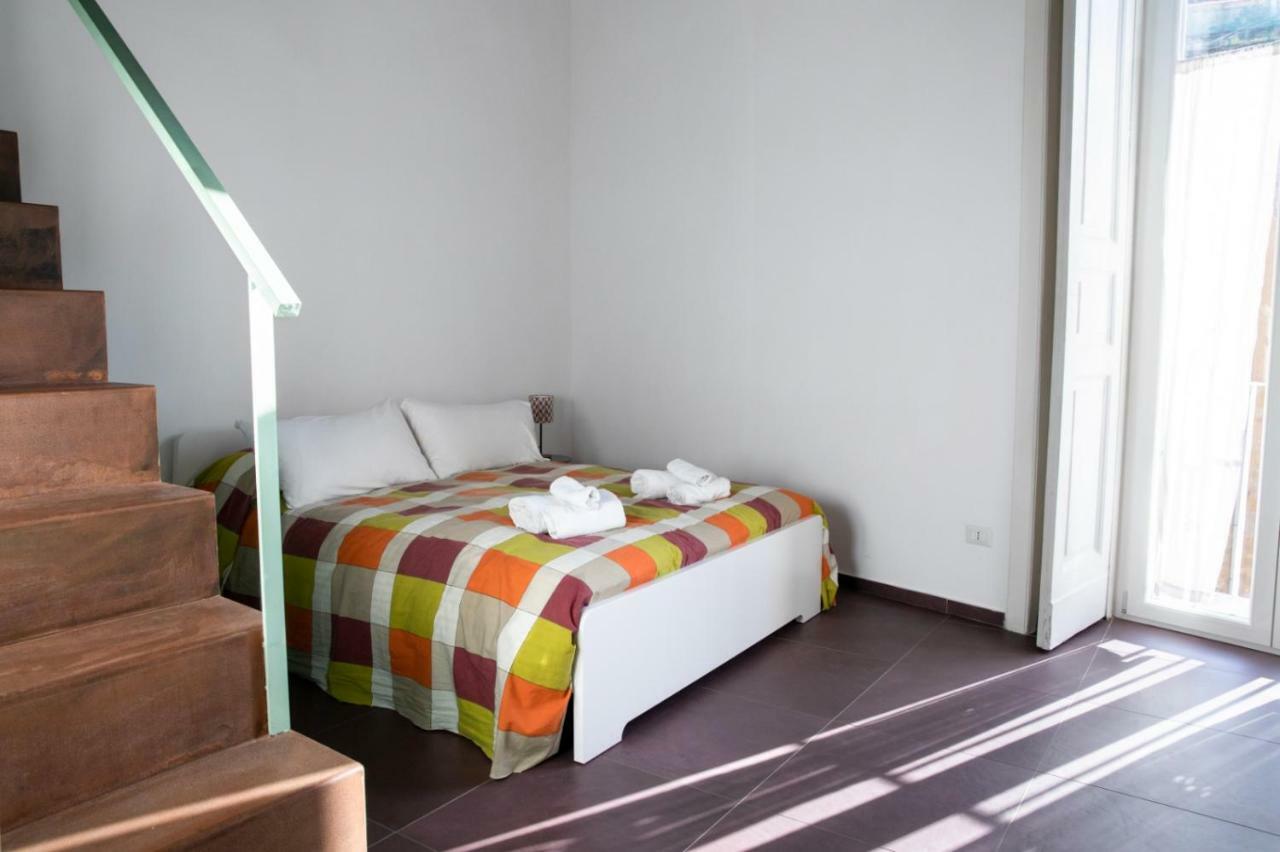 Bed and Breakfast Casa Magà Napoli Esterno foto