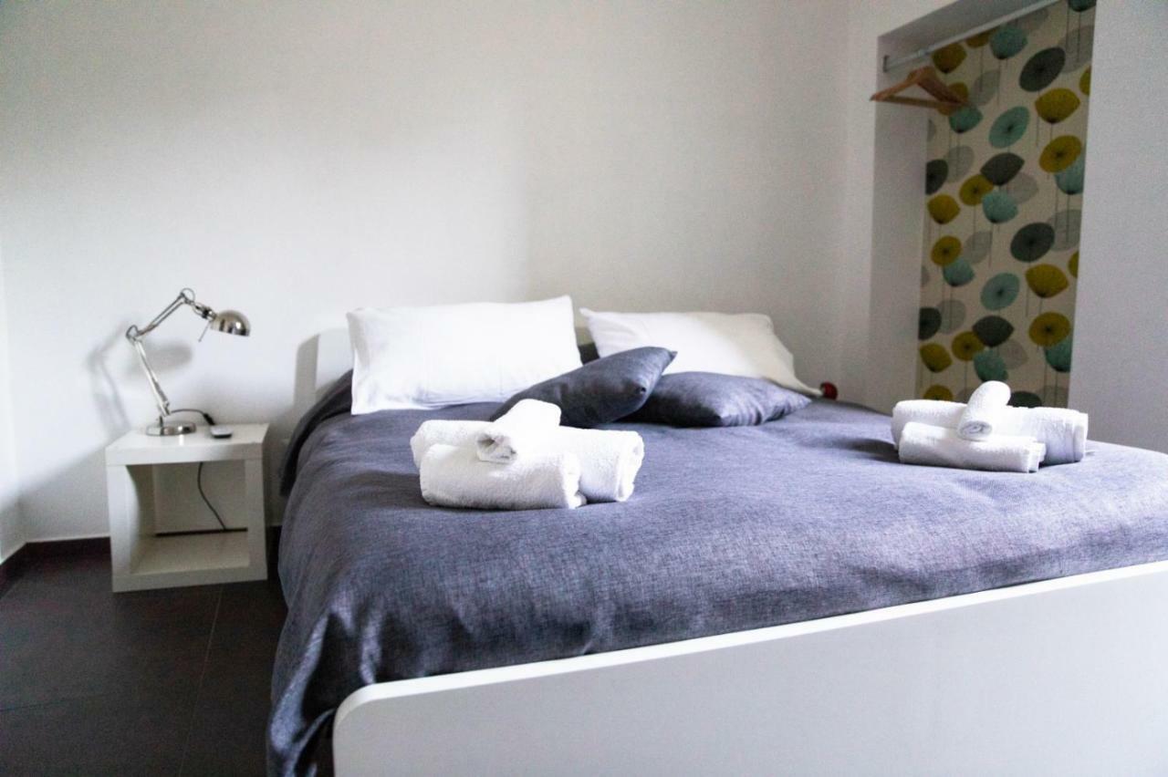 Bed and Breakfast Casa Magà Napoli Esterno foto