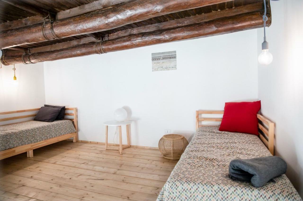 Bed and Breakfast Casa Magà Napoli Esterno foto
